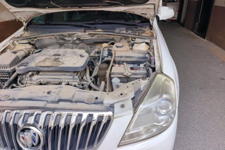 Used Buick Excelle 2015 1.5L Automatic Classic Model Engine Bay Left