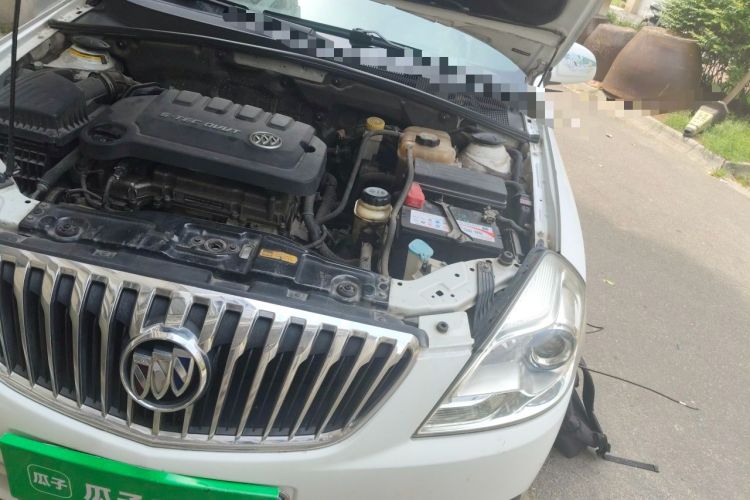 Used Buick Excelle 2015 1.5L Automatic Luxury Edition Engine Bay Left