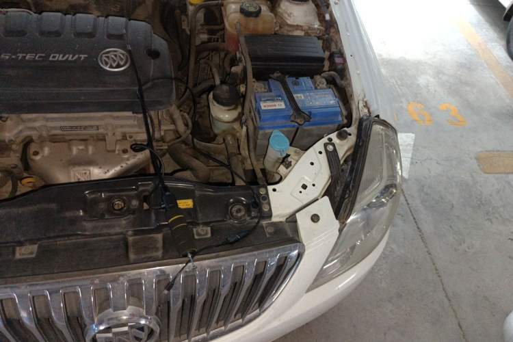 Used Buick Excelle 2015 1.5L Manual Classic Trim Engine Bay Left