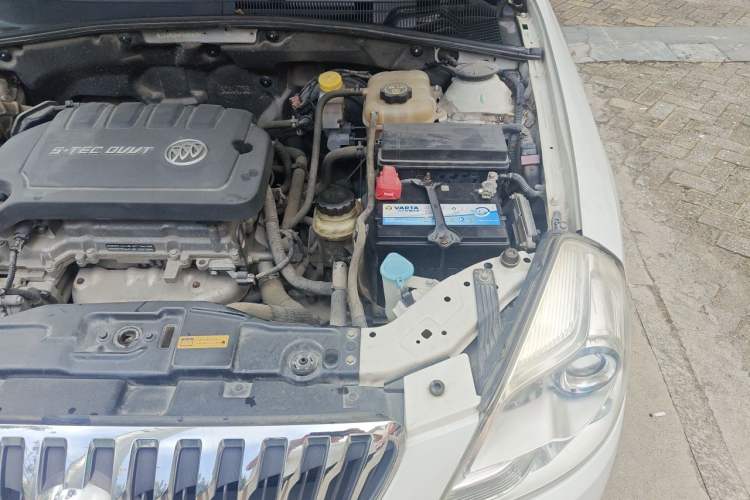 Used Buick Excelle 2015 1.5L Automatic Classic Model Engine Bay Left