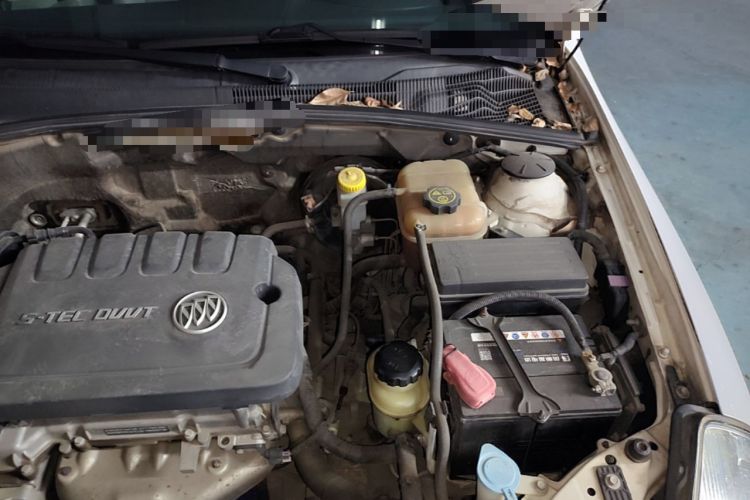 Used Buick Excelle 2015 1.5L Automatic Classic Model Engine Bay Left