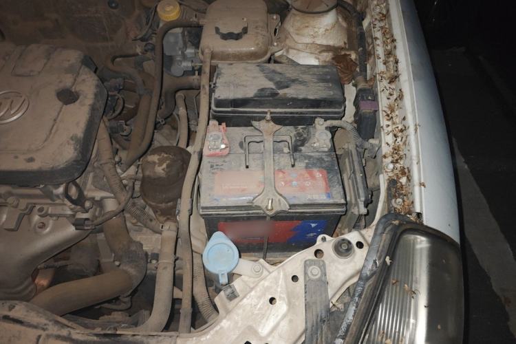 Used Buick Excelle 2015 1.5L Automatic Classic Model Engine Bay Left