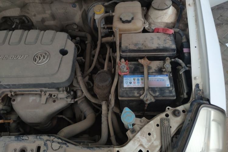 Used Buick Excelle 2015 1.5L Manual Classic Trim Engine Bay Left