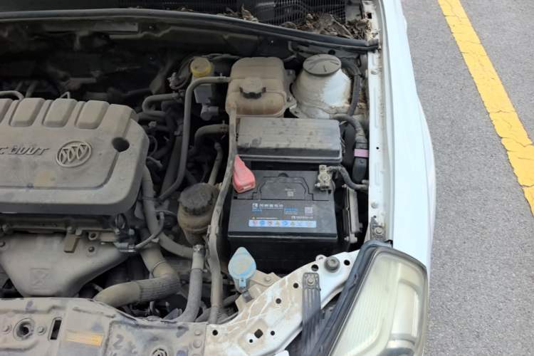 Used Buick Excelle 2015 1.5L Automatic Classic Model Engine Bay Left