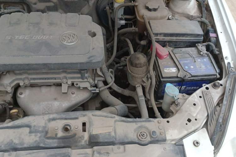 Used Buick Excelle 2015 1.5L Manual Classic Trim Engine Bay Left