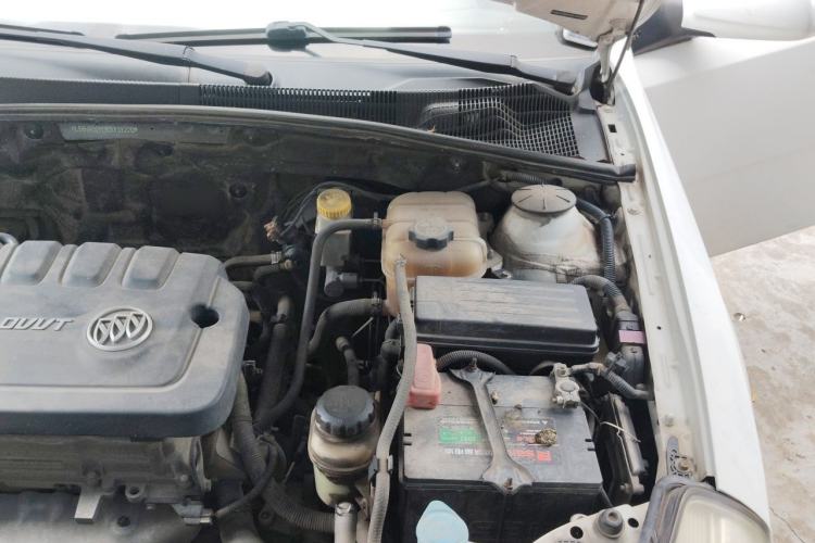 Used Buick Excelle 2015 1.5L Automatic Classic Model Engine Bay Left