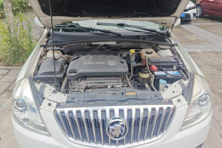 Used Buick Excelle 2015 1.5L Automatic Classic Model Engine Bay