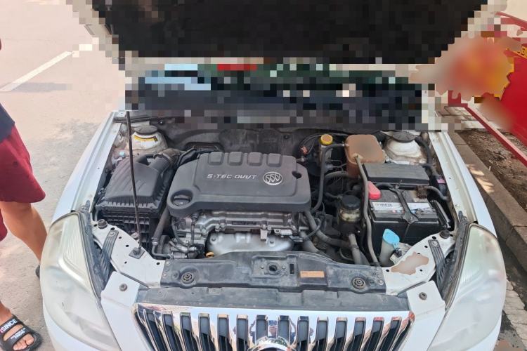 Used Buick Excelle 2015 1.5L Automatic Classic Model Engine Bay