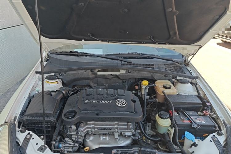 Used Buick Excelle 2015 1.5L Automatic Classic Model Engine Bay