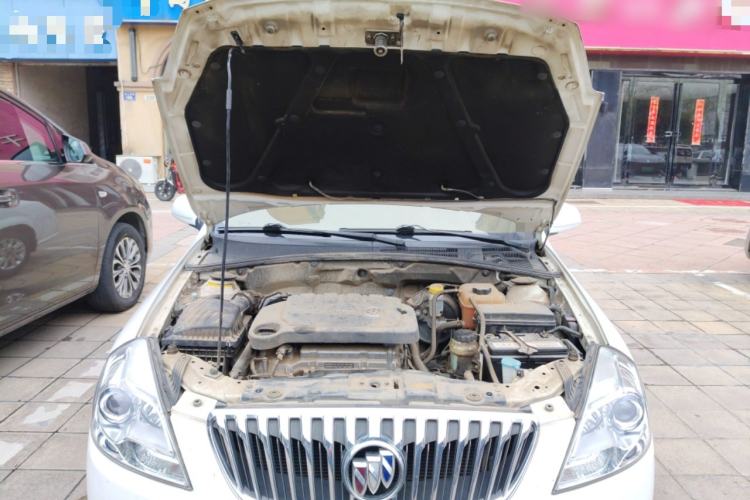 Used Buick Excelle 2015 1.5L Automatic Classic Model Engine Bay