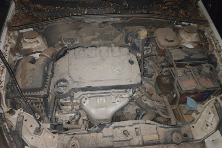 Used Buick Excelle 2015 1.5L Automatic Classic Model Engine Bay