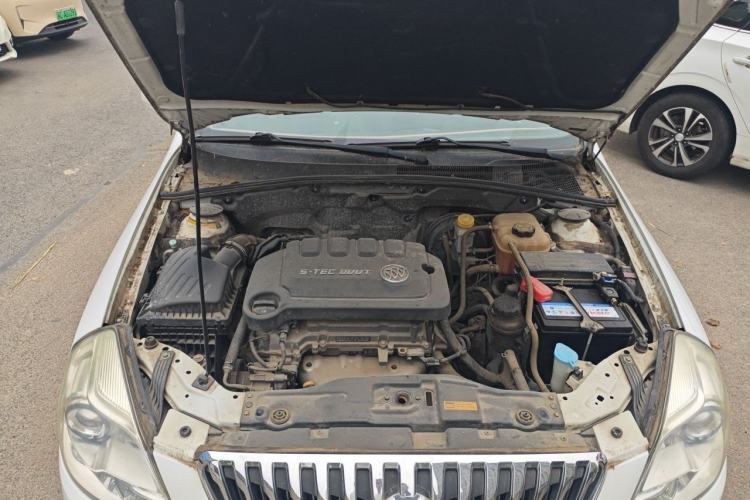Used Buick Excelle 2015 1.5L Manual Classic Trim Engine Bay