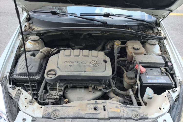 Used Buick Excelle 2015 1.5L Automatic Classic Model Engine Bay