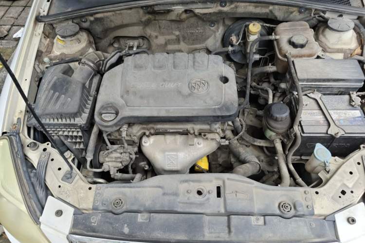 Used Buick Excelle 2015 1.5L Automatic Classic Model Engine Bay
