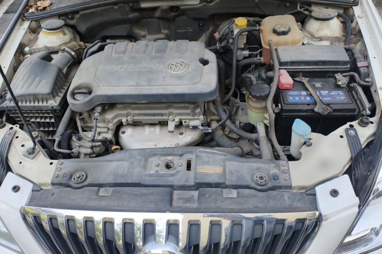 Used Buick Excelle 2015 1.5L Automatic Luxury Edition Engine Bay