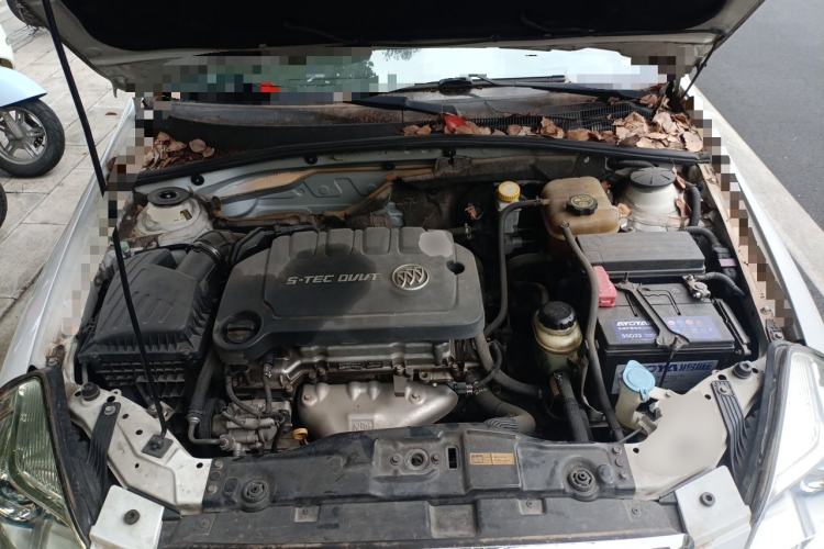 Used Buick Excelle 2015 1.5L Automatic Classic Model Engine Bay