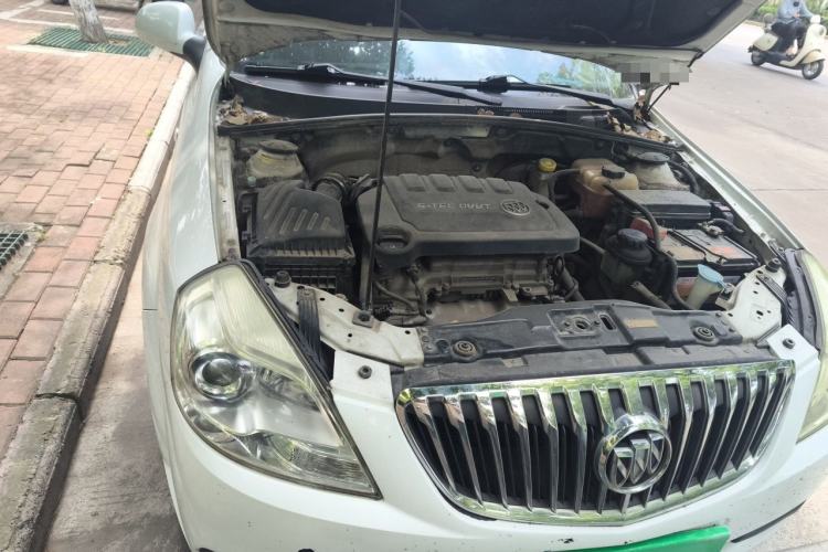 Used Buick Excelle 2015 1.5L Manual Classic Trim Engine Bay Right