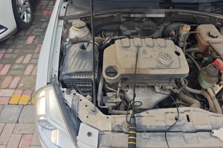 Used Buick Excelle 2015 1.5L Automatic Classic Model Engine Bay Right