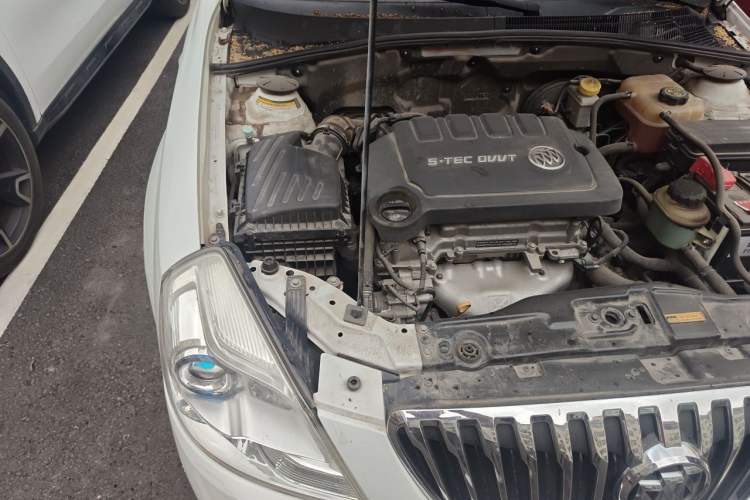 Used Buick Excelle 2015 1.5L Automatic Classic Model Engine Bay Right