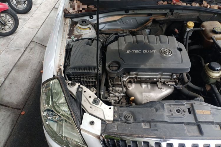 Used Buick Excelle 2015 1.5L Automatic Classic Model Engine Bay Right