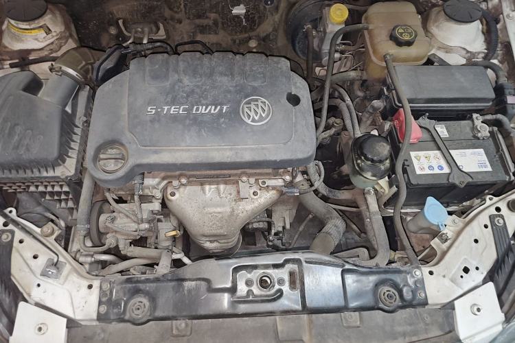 Used Buick Excelle 2015 1.5L Manual Classic Trim Engine Bay