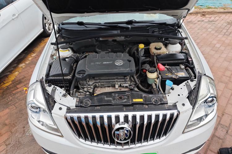 Used Buick Excelle 2015 1.5L Manual Classic Trim Engine Bay