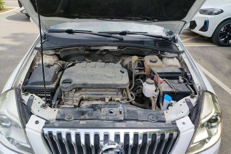 Used Buick Excelle 2015 1.5L Manual Classic Trim Engine Bay