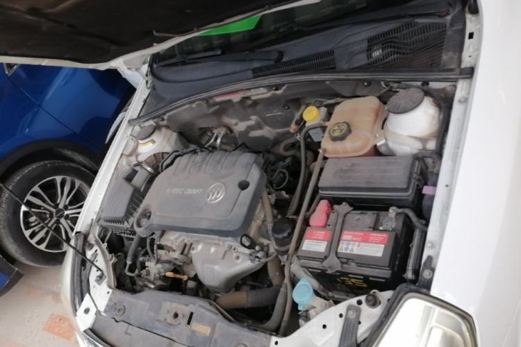 Used Buick Excelle 2015 1.5L Automatic Classic Model Engine Bay