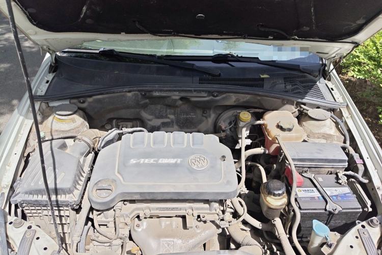 Used Buick Excelle 2015 1.5L Automatic Classic Model Engine Bay
