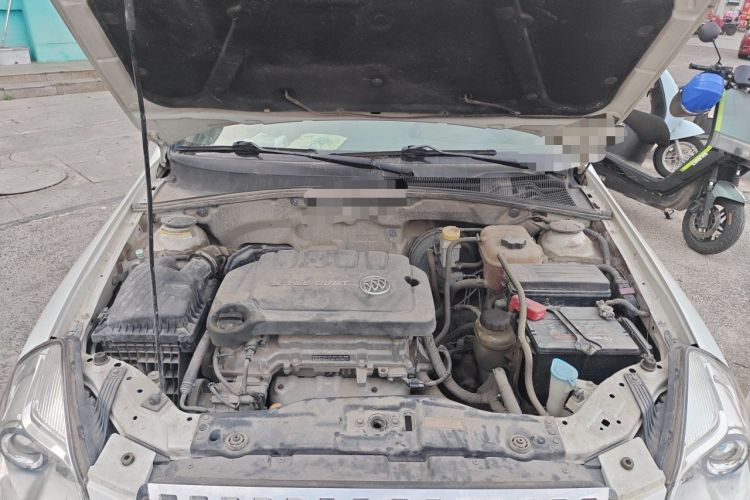 Used Buick Excelle 2015 1.5L Manual Classic Trim Engine Bay