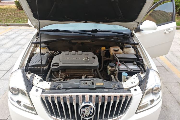 Used Buick Excelle 2015 1.5L Automatic Classic Model Engine Bay