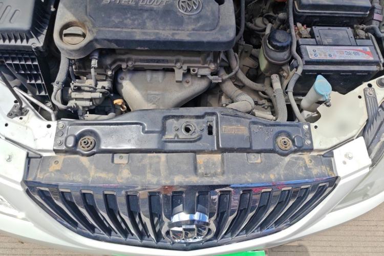Used Buick Excelle 2015 1.5L Automatic Classic Model Engine Bay