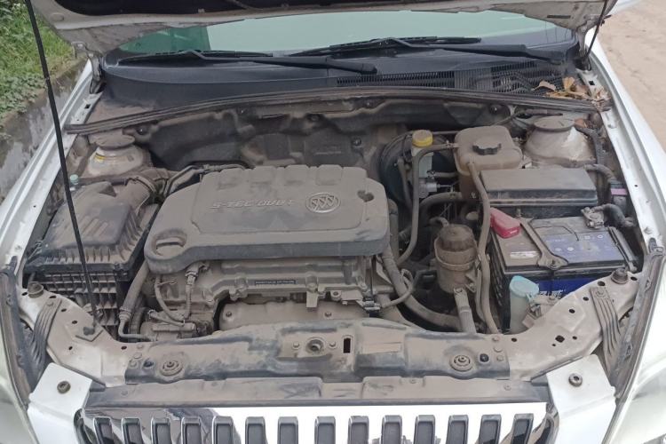 Used Buick Excelle 2015 1.5L Manual Classic Trim Engine Bay