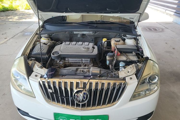 Used Buick Excelle 2015 1.5L Manual Classic Trim Engine Bay