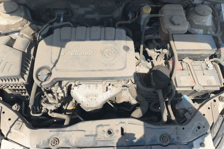 Used Buick Excelle 2015 1.5L Automatic Classic Model Engine Bay