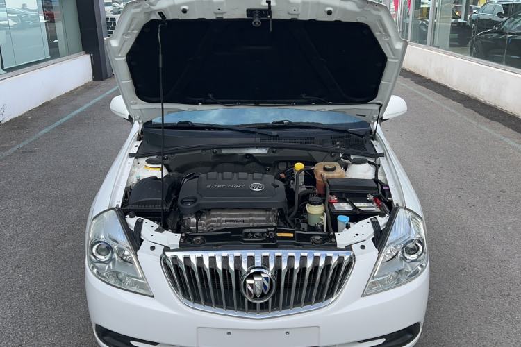 Used Buick Excelle 2015 1.5L Automatic Classic Model Engine Bay