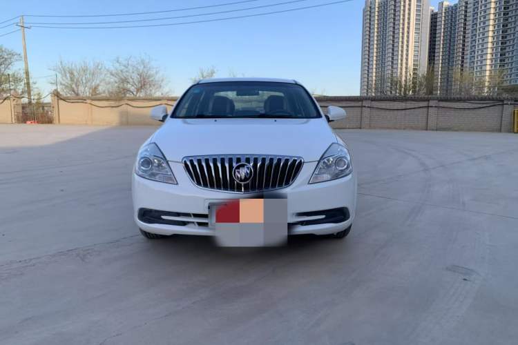 Used Buick Excelle 2015 1.5L Automatic Classic Model Exterior 1