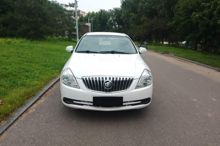 Used Buick Excelle 2015 1.5L Automatic Classic Model Exterior 1