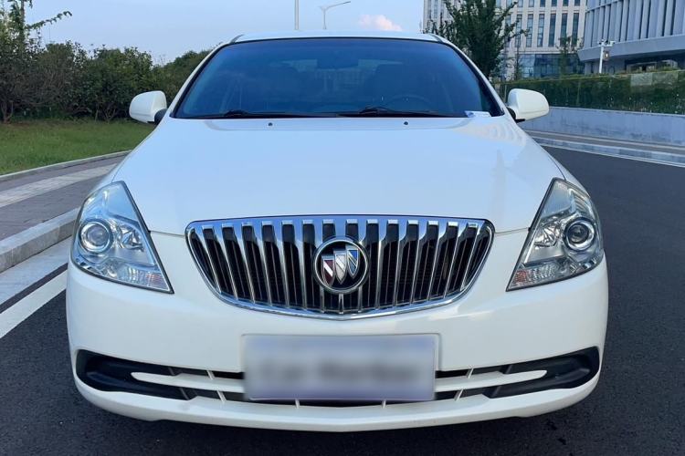 Used Buick Excelle 2015 1.5L Automatic Classic Model Exterior 1