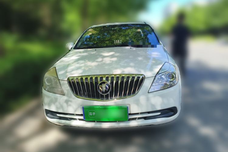 Used Buick Excelle 2015 1.5L Automatic Classic Model Exterior 1