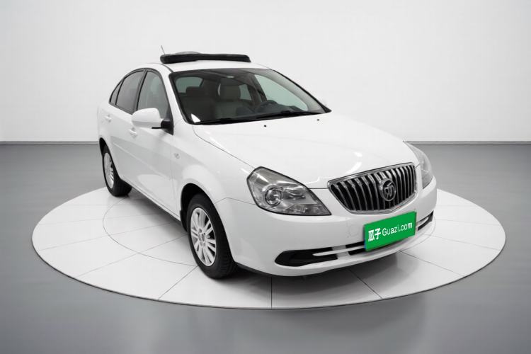 Used Buick Excelle 2015 1.5L Automatic Classic Model Exterior 2