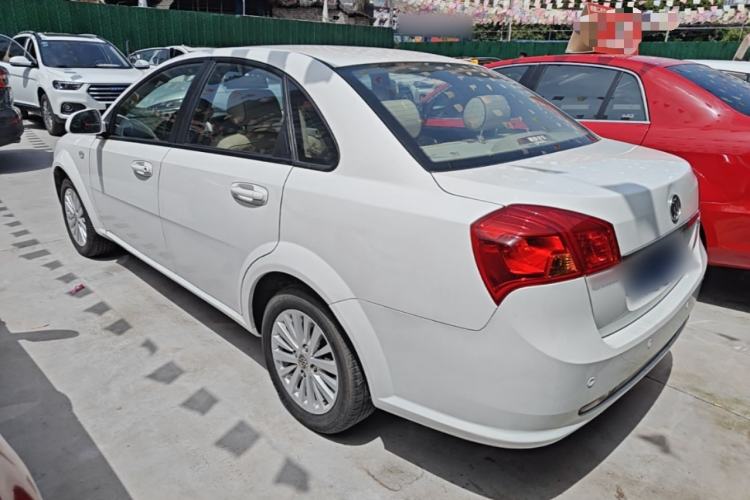 Used Buick Excelle 2015 1.5L Automatic Luxury Edition Exterior 2