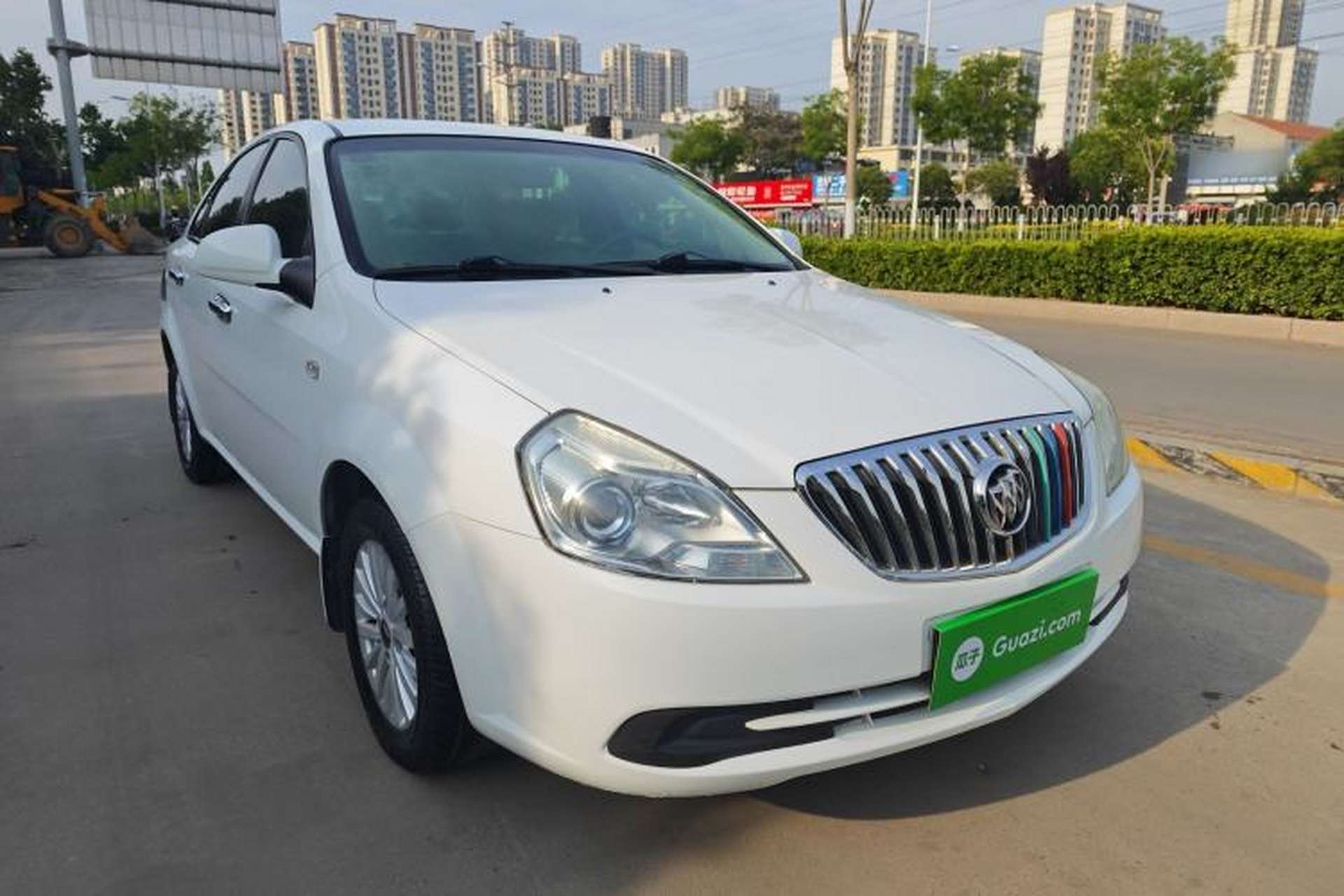 Used Buick Excelle 2015 1.5L Automatic Classic Model Exterior 2
