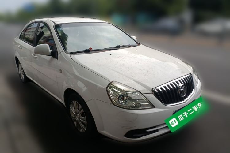 Used Buick Excelle 2015 1.5L Automatic Classic Model Exterior 2