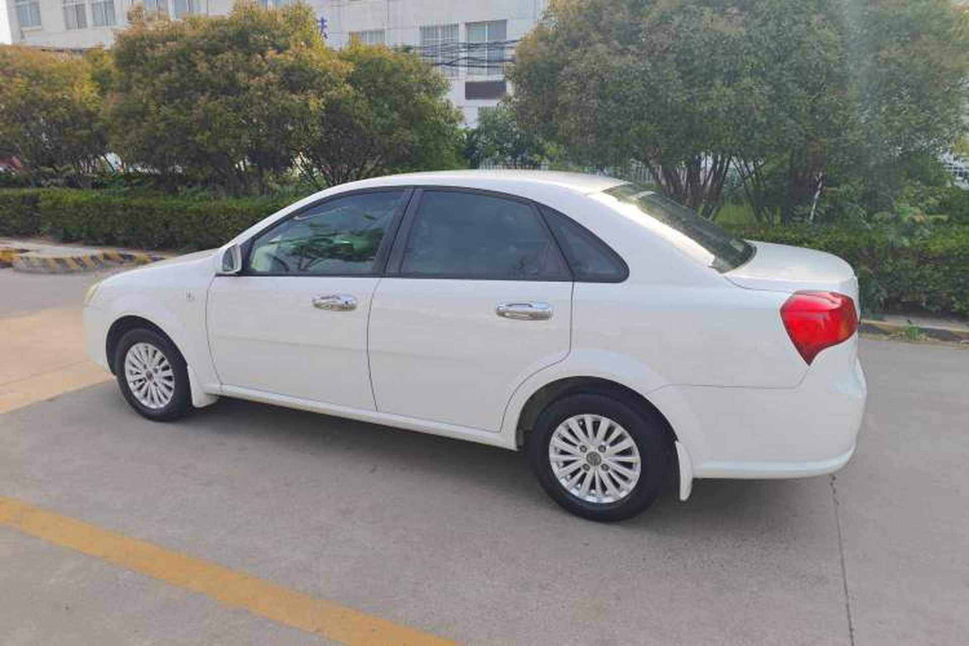 Used Buick Excelle 2015 1.5L Automatic Classic Model Exterior 3