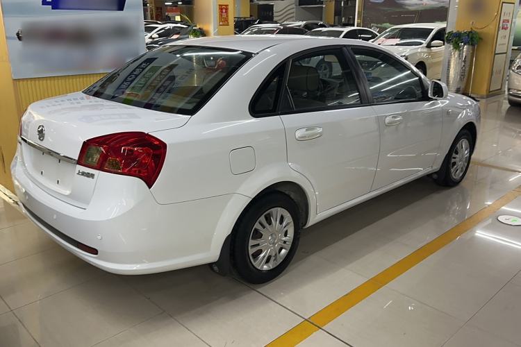 Used Buick Excelle 2015 1.5L Automatic Classic Model Exterior 3