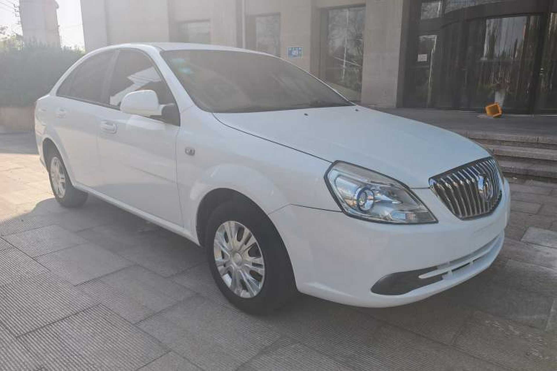 Used Buick Excelle 2015 1.5L Automatic Classic Model Exterior 4