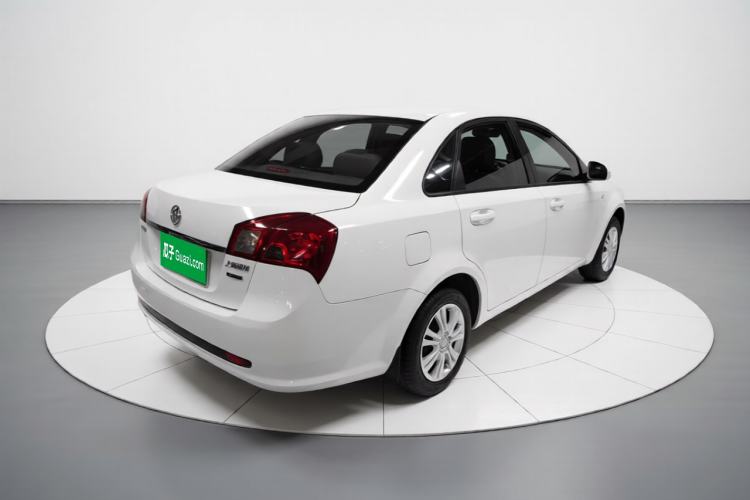 Used Buick Excelle 2015 1.5L Automatic Classic Model Exterior 5