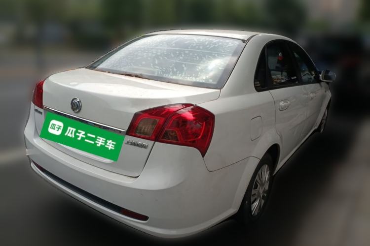 Used Buick Excelle 2015 1.5L Automatic Classic Model Exterior 5