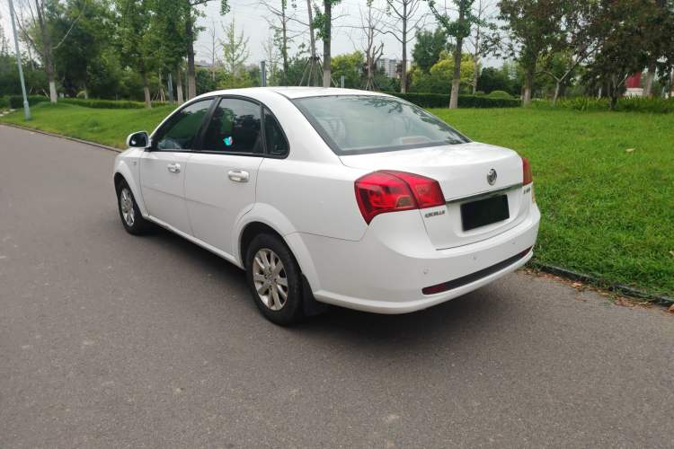 Used Buick Excelle 2015 1.5L Automatic Classic Model Exterior 6